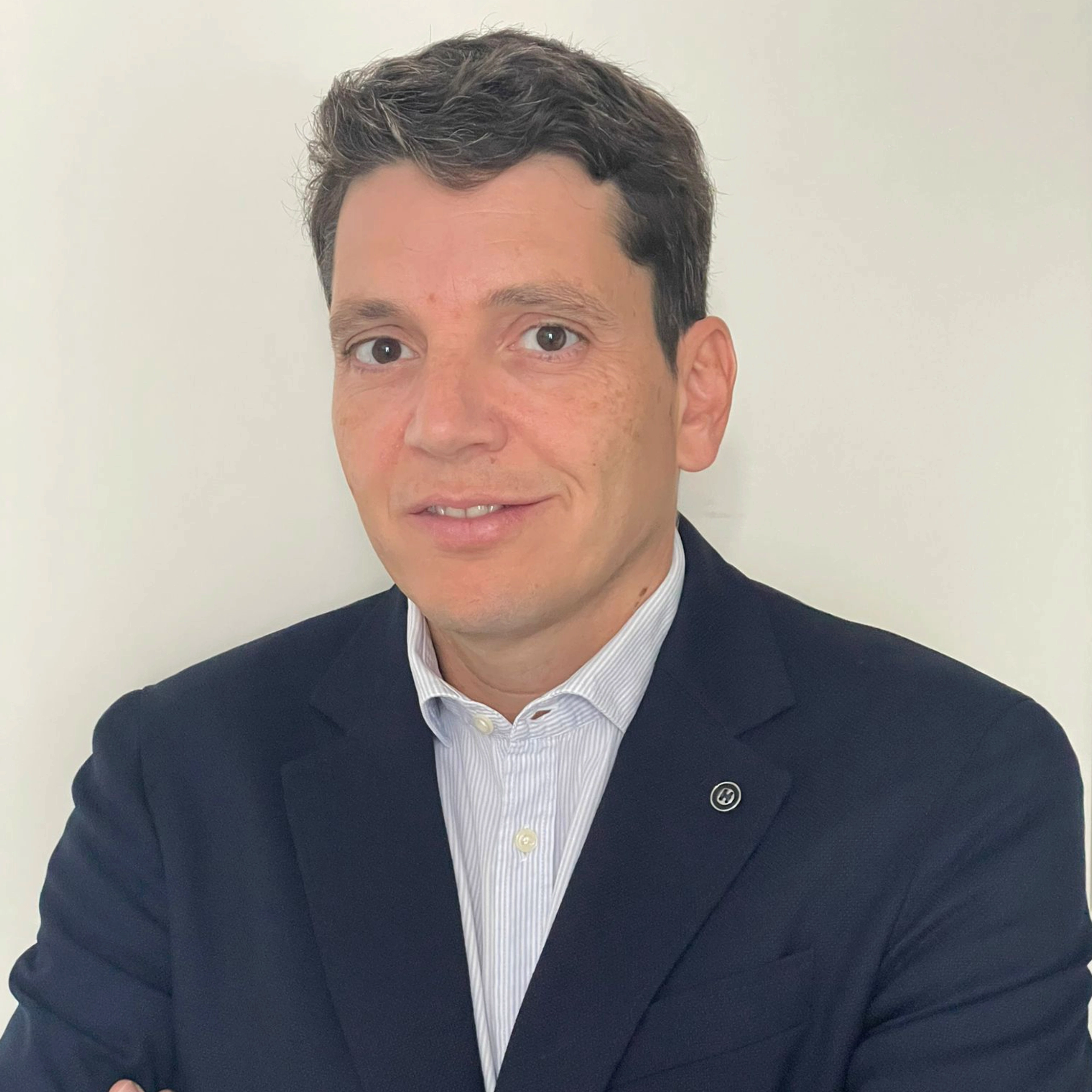 Les-medecins-en-Suisse-Docteur-Almendral-Gomez-Ophtavenir